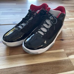 Rare Jordan Max Aura 2 'Black Cement' SZ 13 NWOT